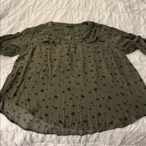 Torrid Olive Star Print Harper Shirt